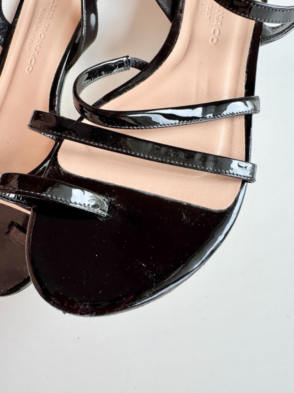 CLUB MONACO Black Patent Leather Flat Strappy Toe Thong Sandals, Size 37 - Picture 4 of 8